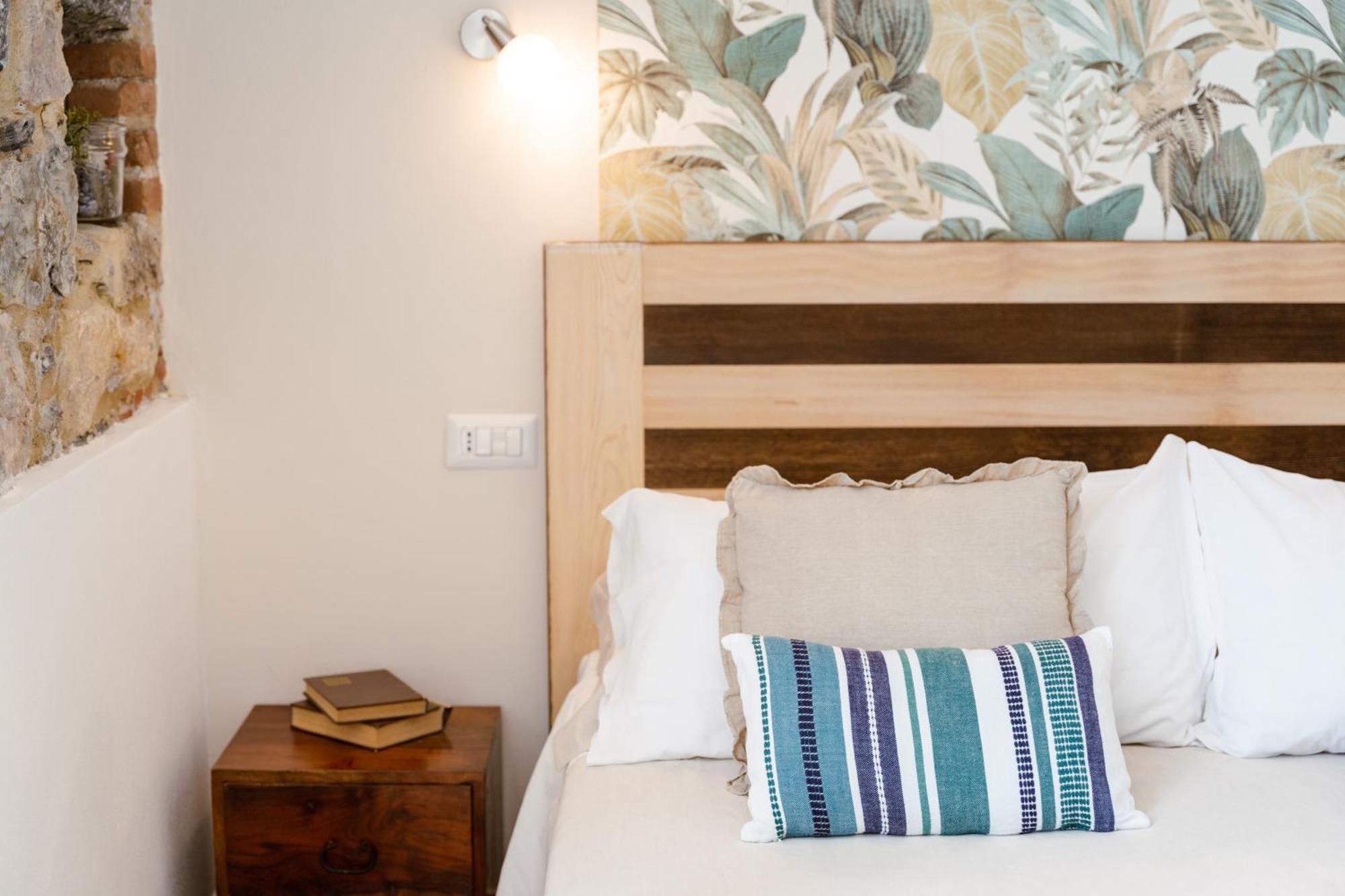 The Railway 74 Bed & Breakfast La Spezia Bagian luar foto