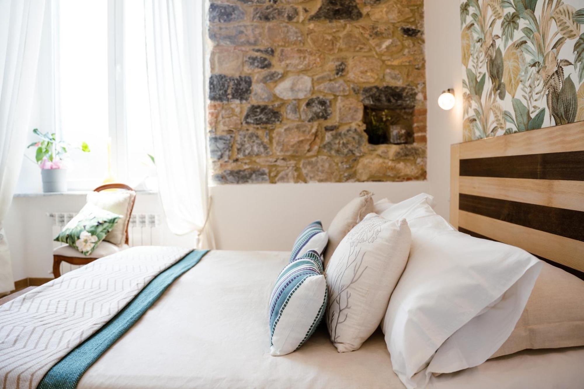 The Railway 74 Bed & Breakfast La Spezia Bagian luar foto